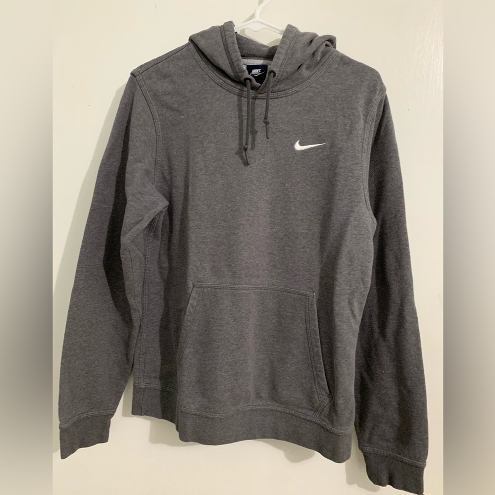 Nike men’s hoodie